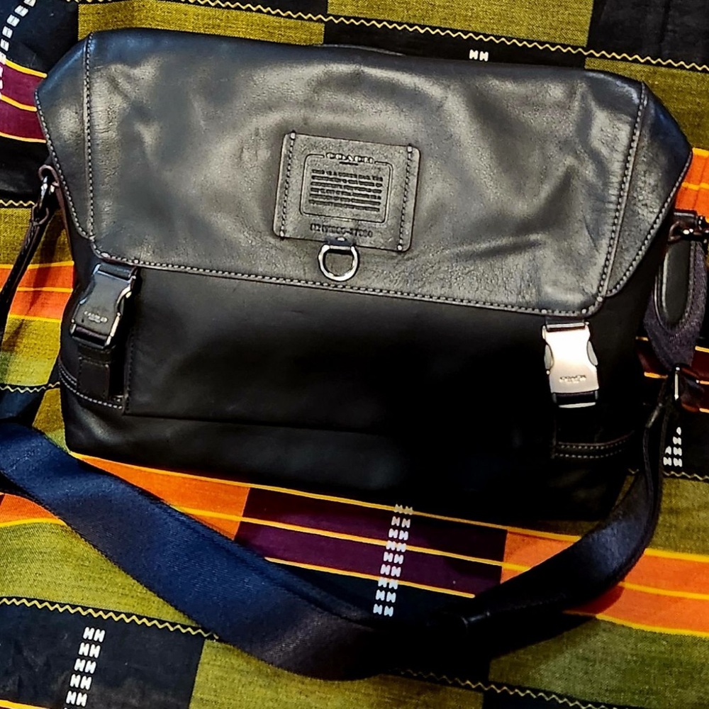 Coach Black Leather Messenger Bag For Men